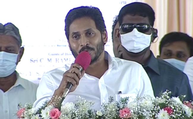 I won't poke nose in Telangana politics: Jagan